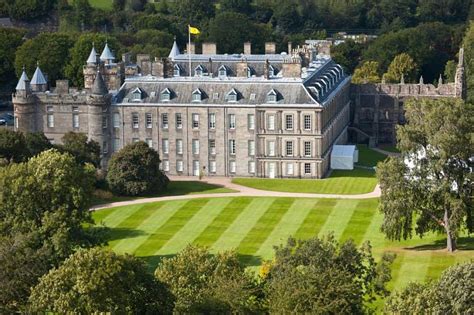 Palác Holyroodhouse