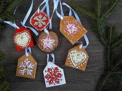 Ručne maľované papierové ozdoby