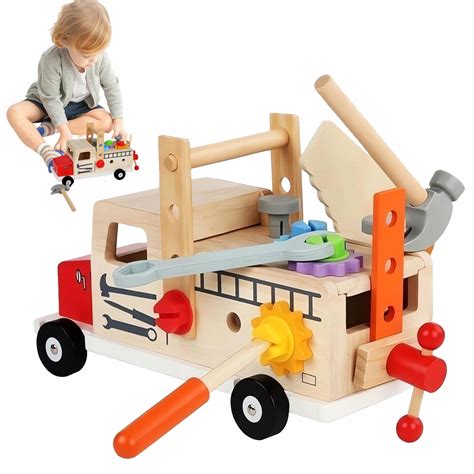 Deti sa hrajú s Montessori hračkami