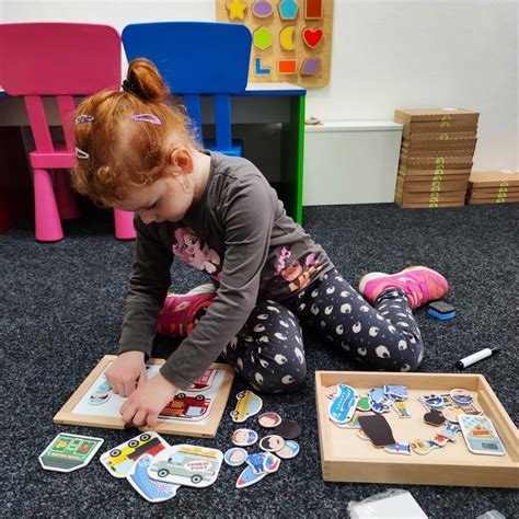 Hra na podporu lezenia dieťaťa