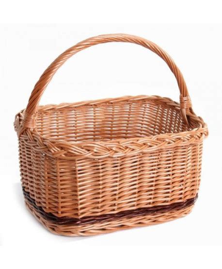 Prútené košíky rôznych veľkostí a tvarov