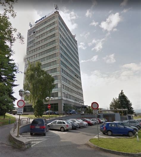 Pohľad na budovu pôrodnice v Žiline