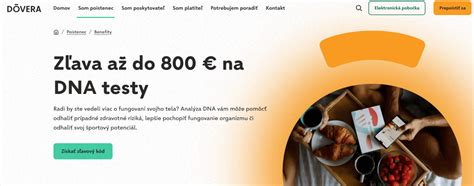 Osoba odberajúca vzorku slín na DNA test