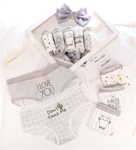 Príklady detských mikín s rôznymi potlačami