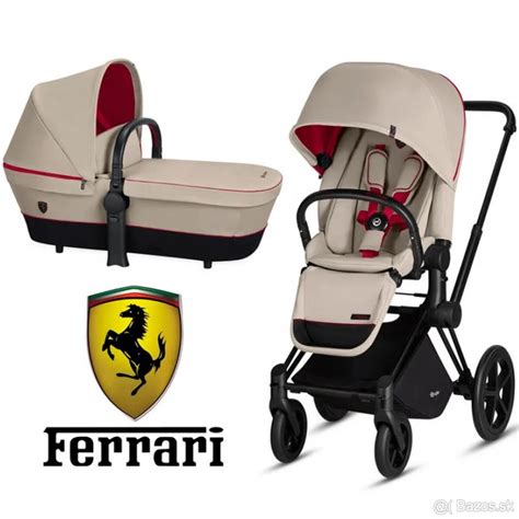 Cybex Ferrari kočík v striebro-sivej farbe
