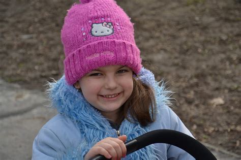 Rodina na spoločnej cyklistickej vychádzke