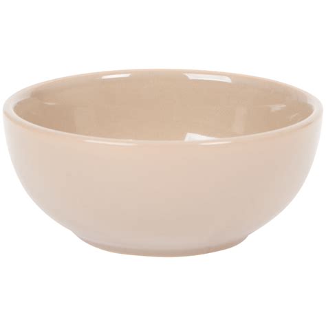 miska s datlami a ananasom