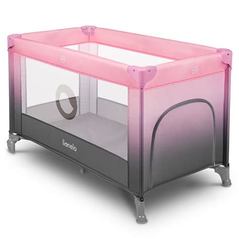 Ilustračná fotografia cestovnej postieľky v zbalenom stave