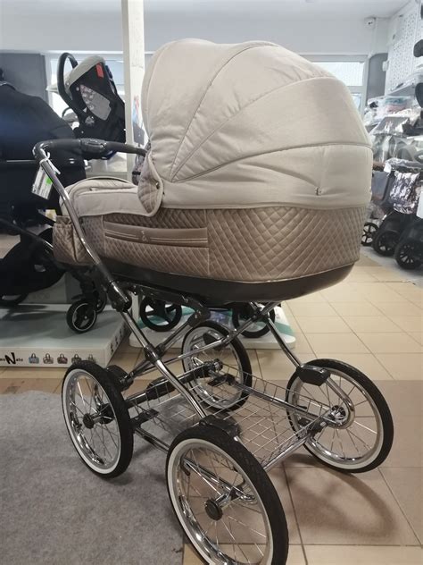 Rôzne modely retro kočíkov v porovnaní