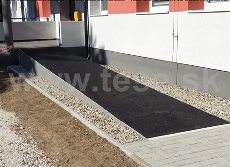 Príklad protišmykového povrchu rampy