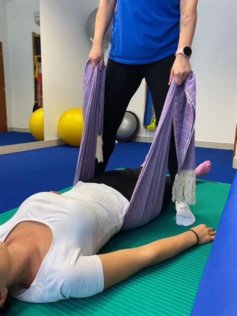 Telo tehotnej ženy pri cvičení