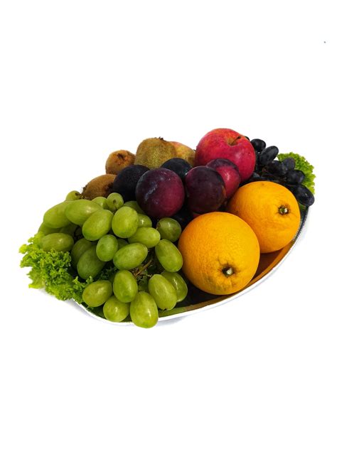 misa plná čerstvého bobuľového ovocia