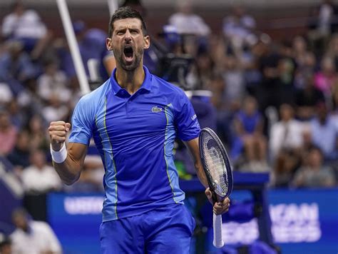 Novak Djokovič s rodičmi