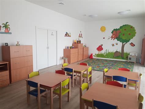 interiér detských jaslí s hračkami